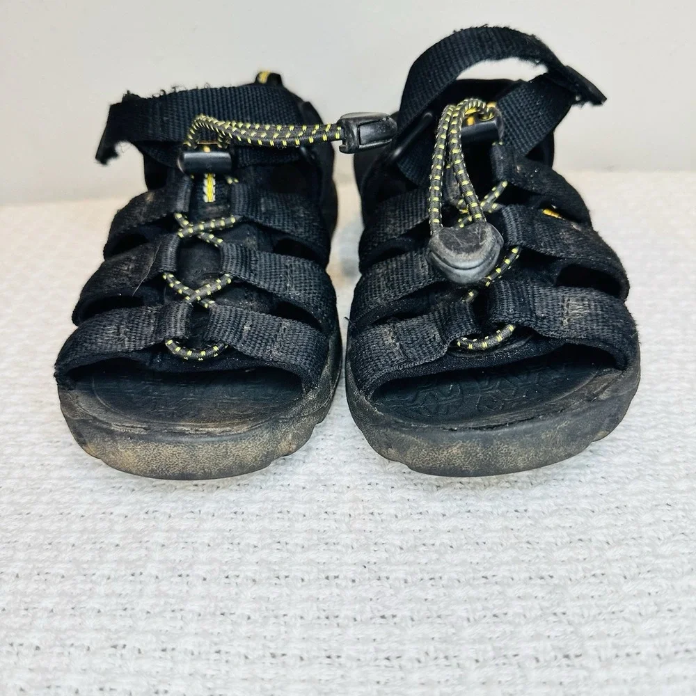 Keen Kids Newport H2 Sandals Waterproof Black Summer‎ Travel Hiking Fish -sz 2